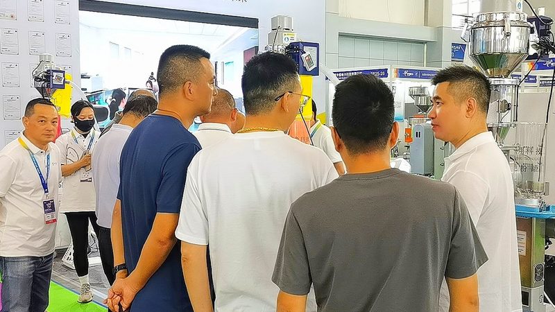 上海写真喷绘覆膜加工：揭秘高品质展示的秘密